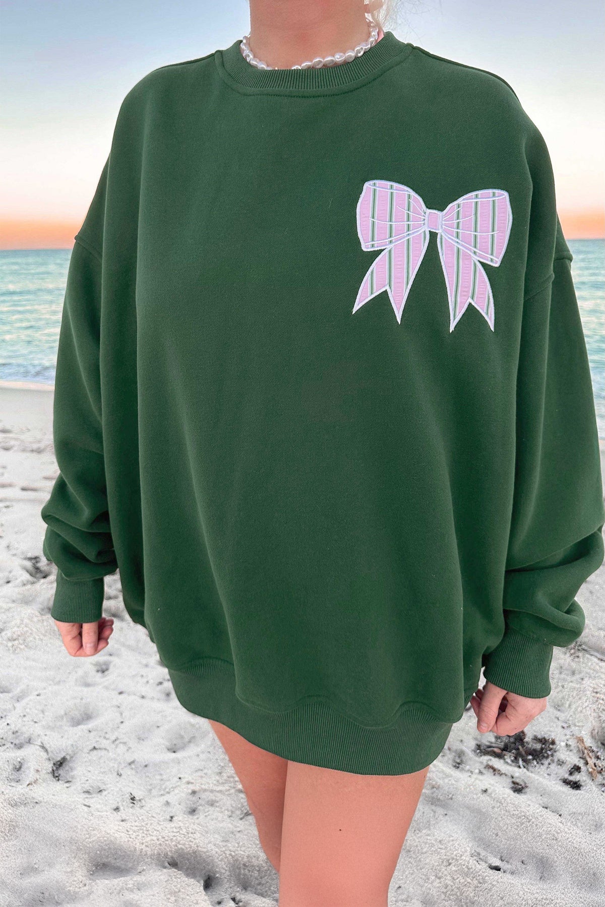 Striped Bow Graphic Oversized Sweatshirt