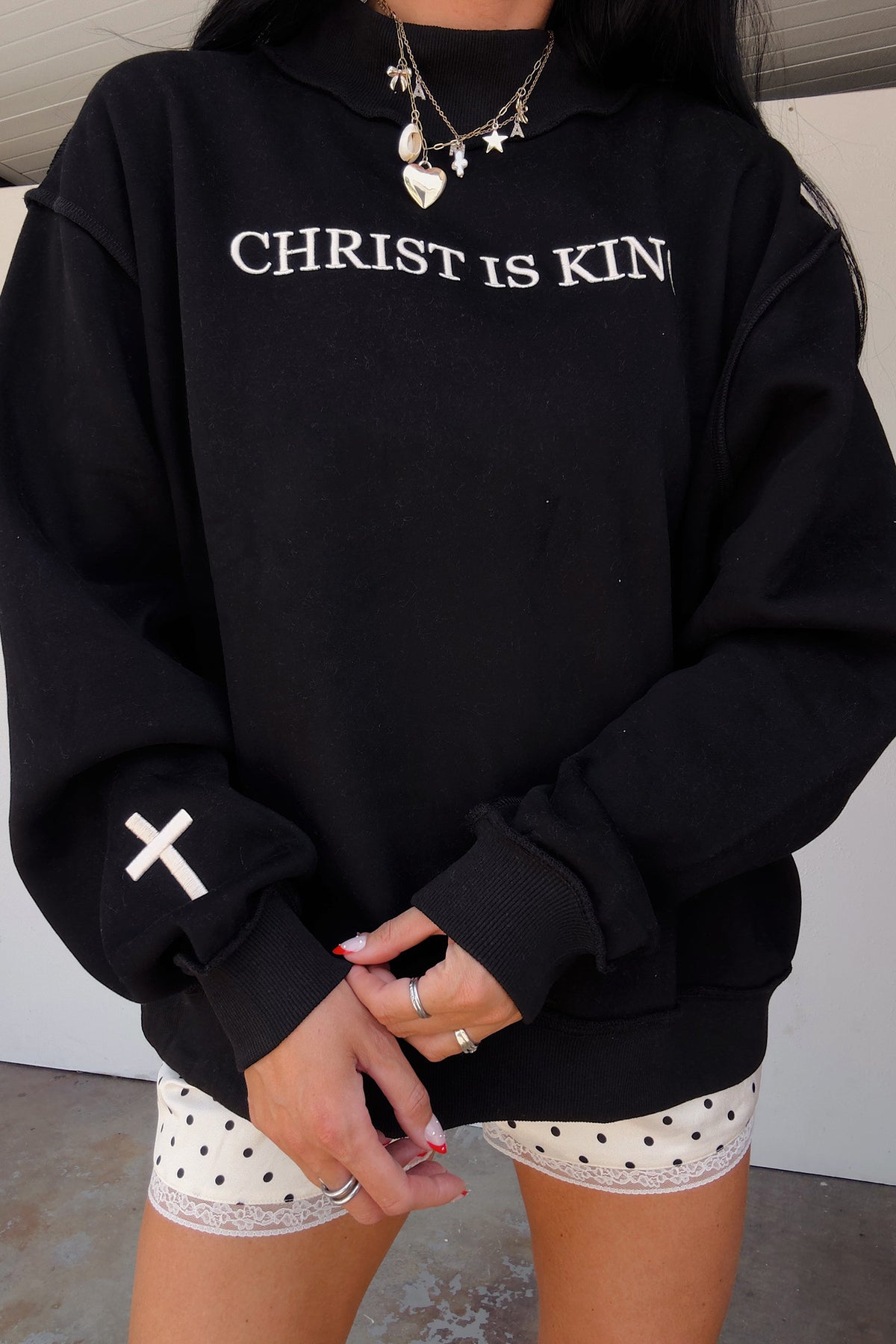 CHRIST IS KING Embroidery High Neck Baggy Sweatshirt/2 Color Options